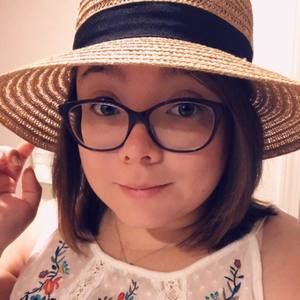 Meet your Posher, Kelly